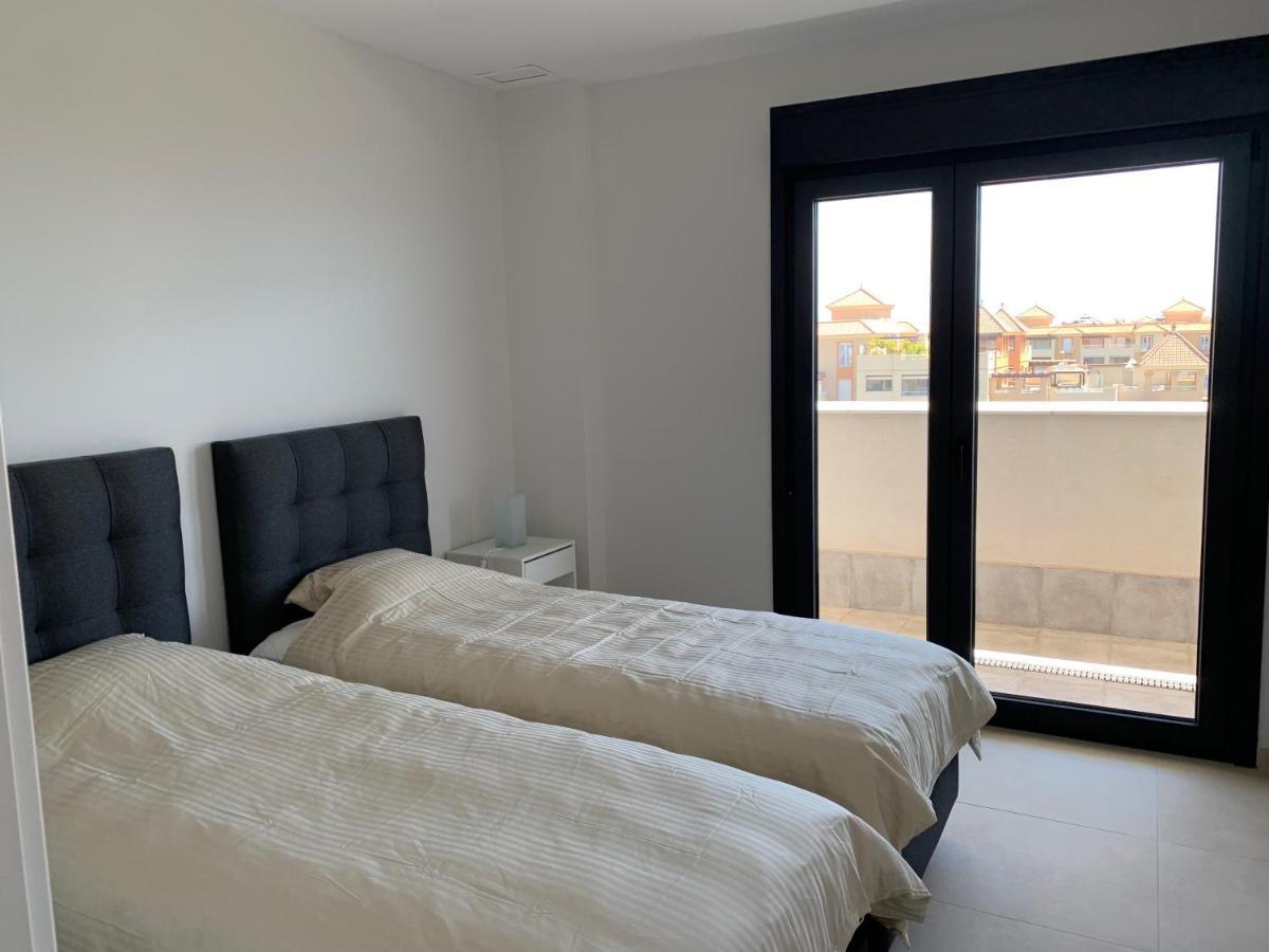 Penthouse With Wide Terrace Next To The Ocean Lägenhet Huelva Exteriör bild